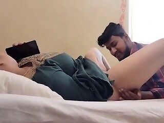 Indian Girlfriend Shaved Pussy Cum Orgasm Sex